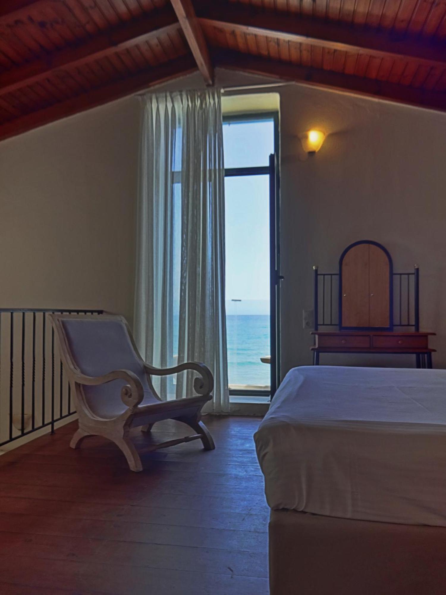 Thalassa Apartments 레팀노 외부 사진